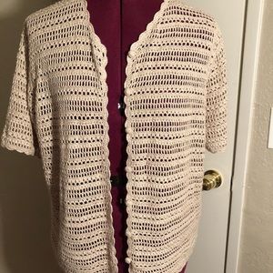 Woman’s crochet beige sweater size M.